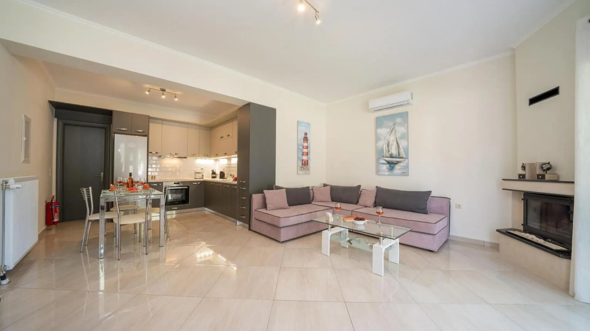 Dendra Apartments At Skala Poros  Greece
