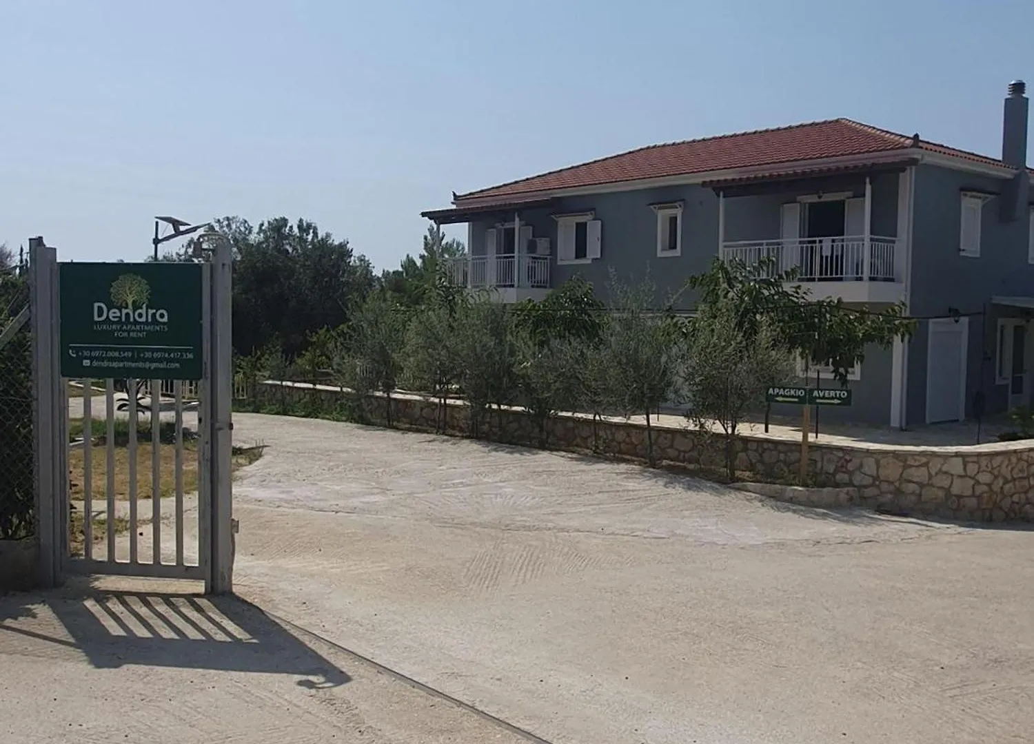 Dendra Apartments At Skala Poros  Greece