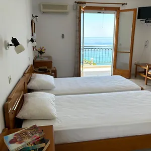 Guest house Friderica House, Poros (Kefalonia)